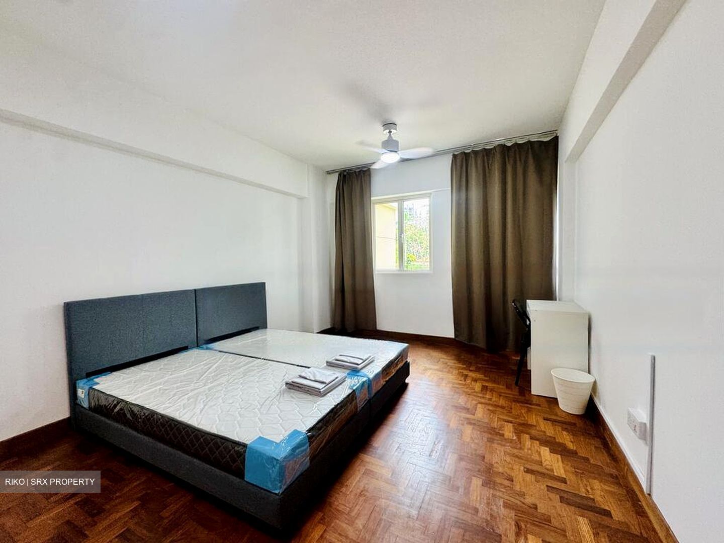 Melville Park (D18), Condominium #453327161
